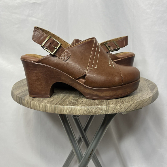 BOC Born Women’s Clog Mule Strap Back Brown 9M Sandals Boho Casual Workwear - Picture 6 of 11